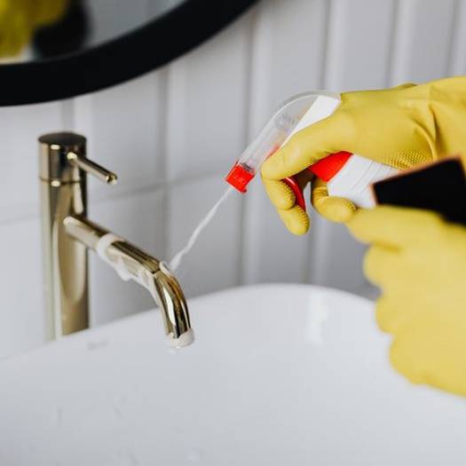 خدمة تنظيف الغرف اليومية شقق سها مينا راشد الفندقية دبي