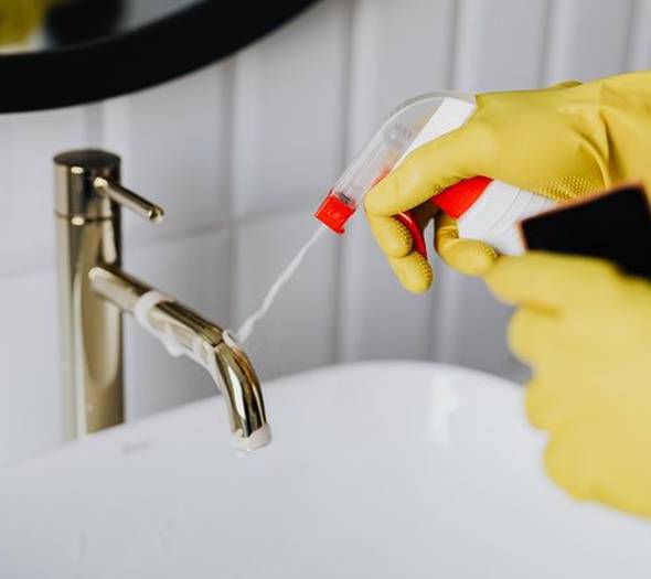 خدمة تنظيف الغرف اليومية شقق سها مينا راشد الفندقية دبي